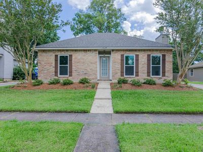15134 Point Chenier Ave