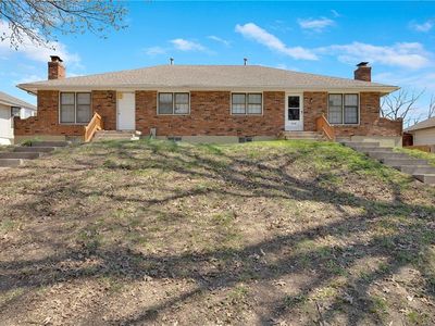 Property at 815 NW Valley Woods Dr, Grain Valley, MO