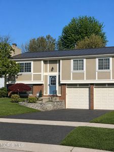 2160 Queensdale Ct