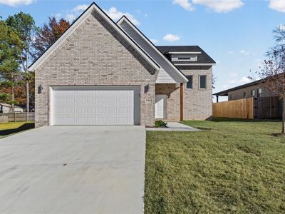 936 S Liberty Dr