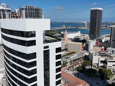 225 N MIAMI Avenue #2207