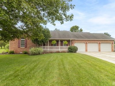 2757 N Christopher Dr