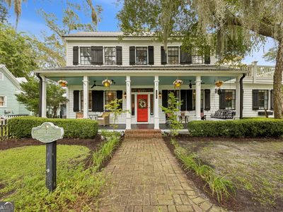 206 Ready St