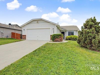 16607 Chino Ave