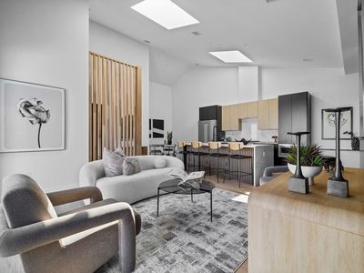 22 High St Penthouse 13