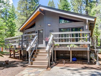 Property at 693 Kiowa Dr, South Lake Tahoe, CA
