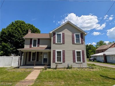 222 Bridge St