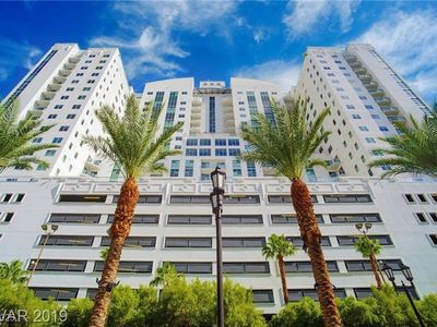 150 Las Vegas Blvd #1217