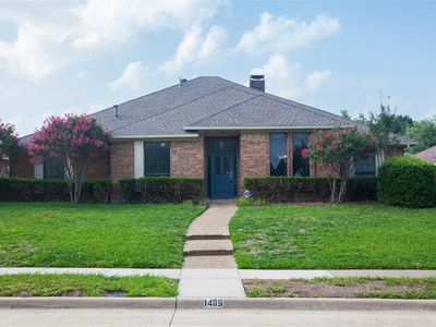 1409 Geneva Ln