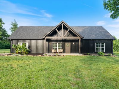 1027 Lockridge Ln
