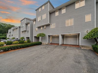 703 Sherwood Forest Ln Unit 703
