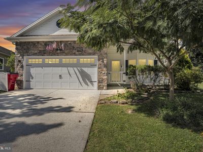 45 Colonial Ct