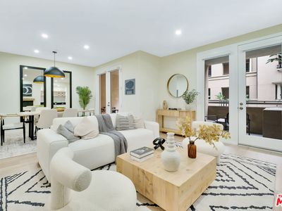 5831 Seawalk Dr UNIT 117