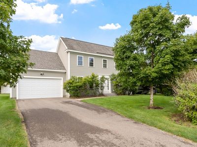 2 Adams Cir