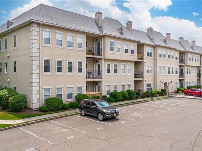 308 Brittany Dr #308