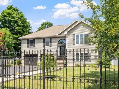 33 Highland Ave