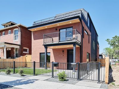 521 N Fox