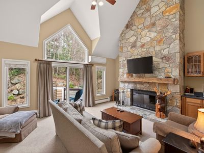 1D Townhouse Square #8