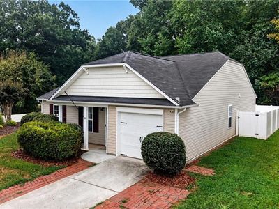 3034 Desmond Woods Dr