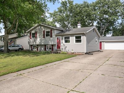 1734 Hass Dr