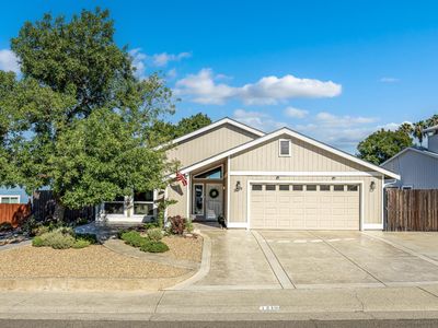 7219 Mountainside Dr