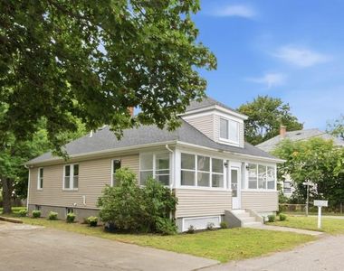 45 Eddy St