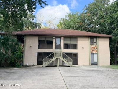 2330 Fox Hollow Dr