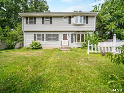 5 Redwood Street