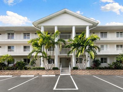 3072 Sandpiper Bay Cir APT M103