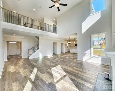 295 Glenn Village Cir