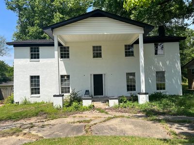 1004 N Jeff Davis Ave