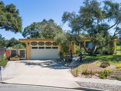 107 Inverness Ave