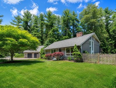 10 Mountain Rd