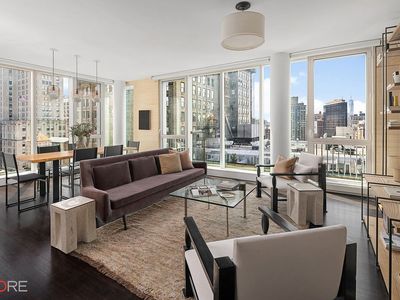 241 5th Ave APT 18B
