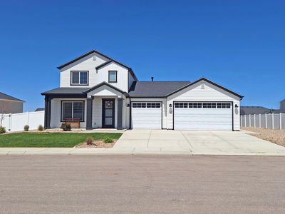 1127 E 4240 N