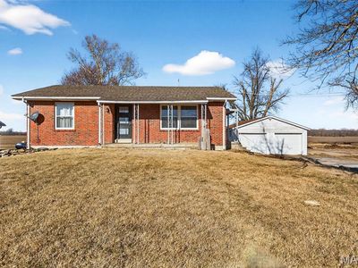 9585 N State Route 94