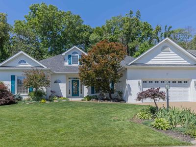 12902 Avalon Dr