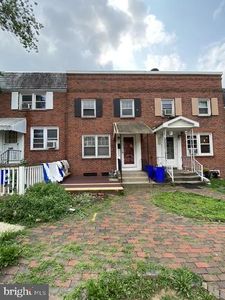 2249 Adrian St