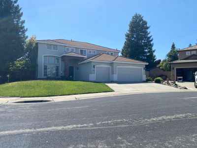 401 Mount Darwin Ct