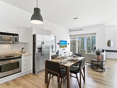 133 NE 2nd Ave APT 2904