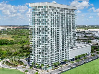 2000 Metropica Way #2111
