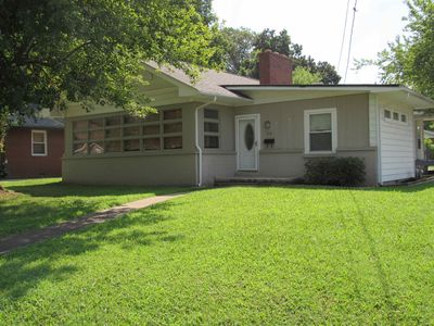 528 S Elm St