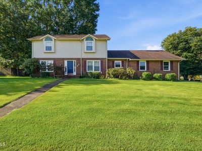 208 Coralwood Dr