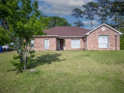 1028 Claire Dr