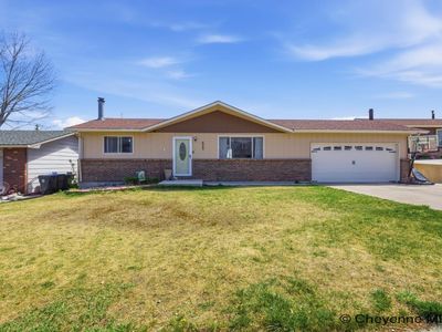 623 Phoenix Dr