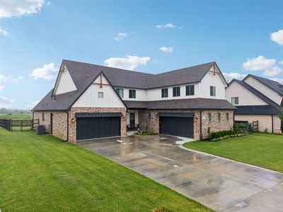 19104 E Beecher Ct