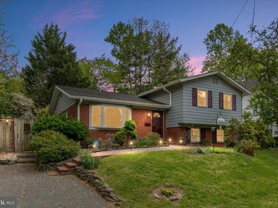 802 Cabin John Pkwy