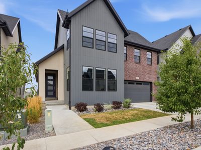 3149 N Park Cottage Way