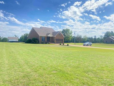 745 Greenbriar Ln