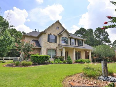 12210 Hallowed Oaks